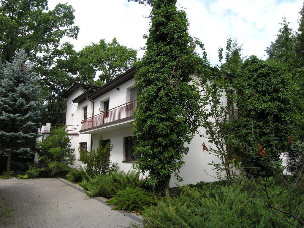 Wawer Vandrarhem Warszawa